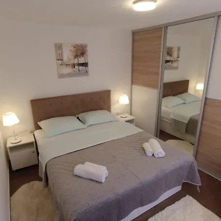 公寓 New - Moon 巴尼西卢卡