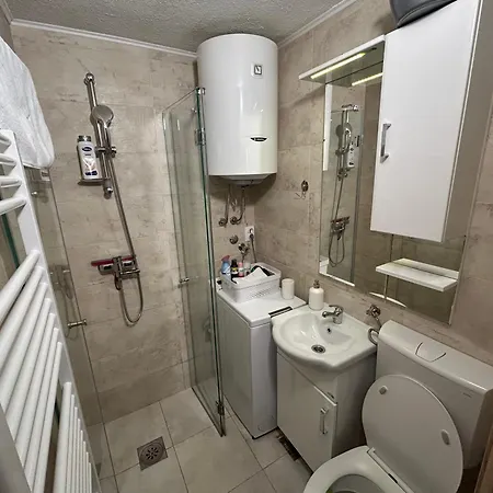 New - Moon Apartment *