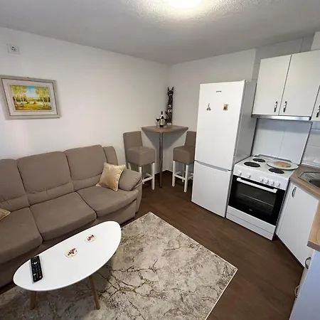 New - Moon * 巴尼西卢卡